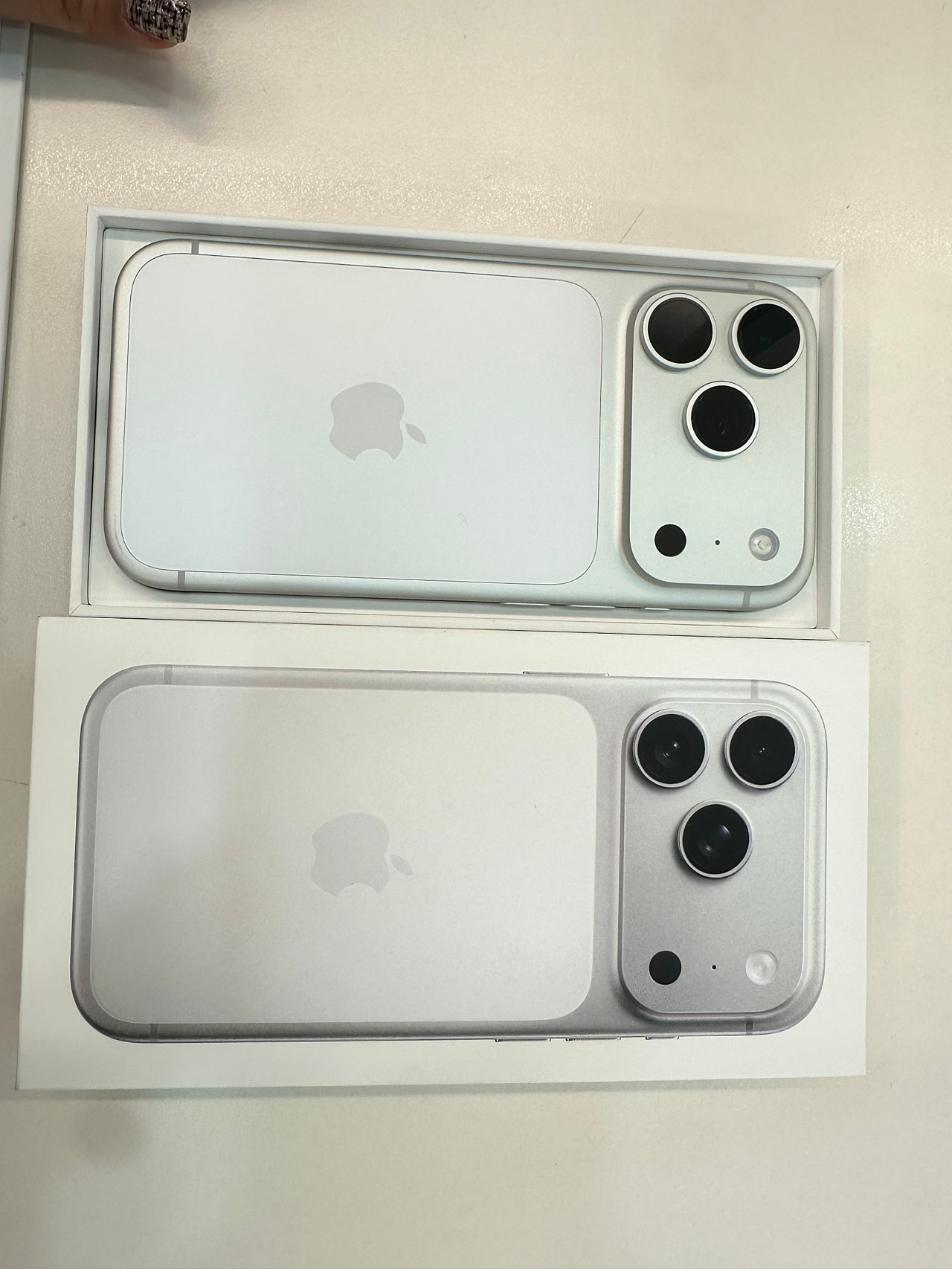 착한휴대폰 아이폰17프로 46만원 !!